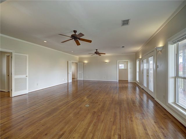 414 E Bayview Blvd, Portland, TX 78374