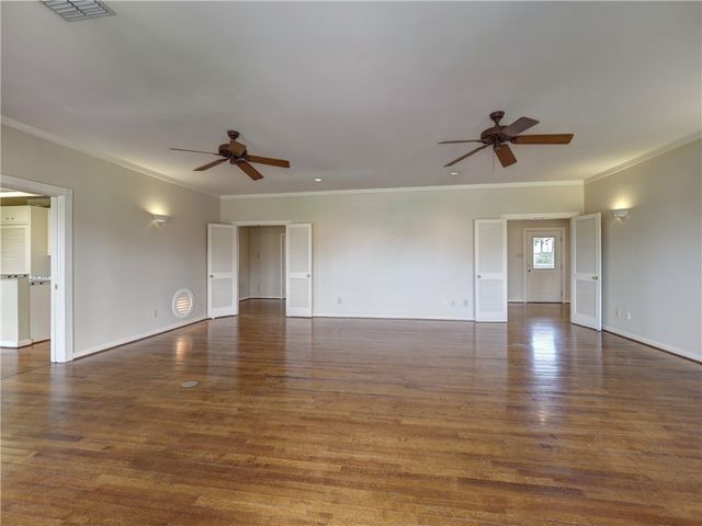 414 E Bayview Blvd, Portland, TX 78374