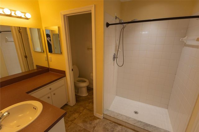 6623 MADEIRA AVENUE, Lakeland, FL 33811