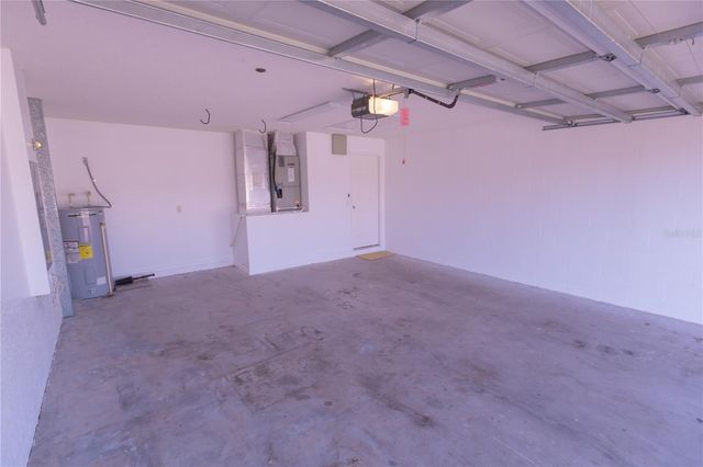 6623 MADEIRA AVENUE, Lakeland, FL 33811