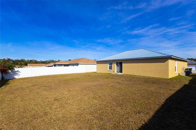 6623 MADEIRA AVENUE, Lakeland, FL 33811