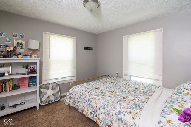 611 N Sycamore Street, Ladoga, IN 47954