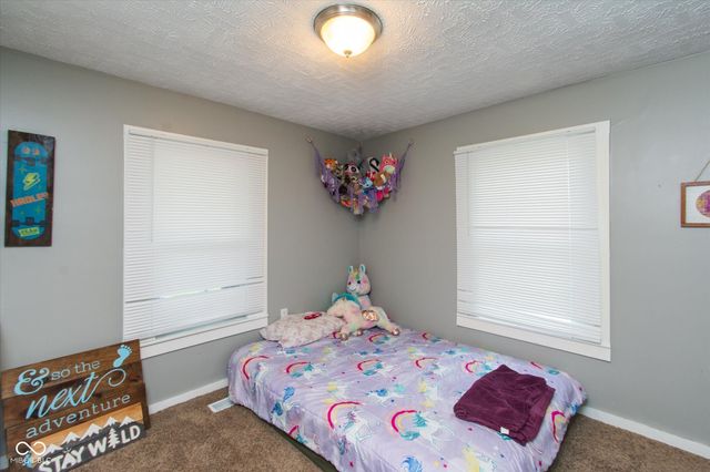 611 N Sycamore Street, Ladoga, IN 47954