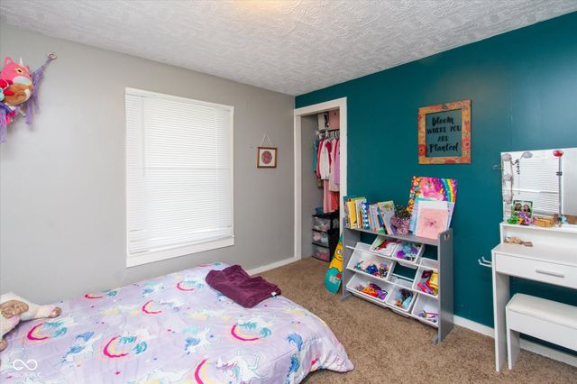 611 N Sycamore Street, Ladoga, IN 47954