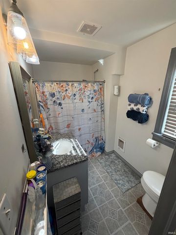 3222 Harvester Avenue, Fort Wayne, IN 46803