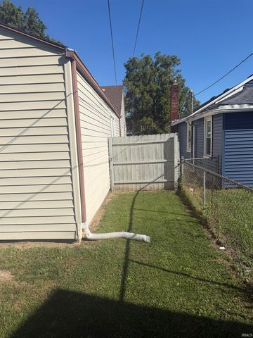 3222 Harvester Avenue, Fort Wayne, IN 46803