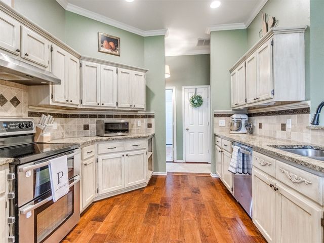 17312 Zinc Drive, Edmond, OK 73012