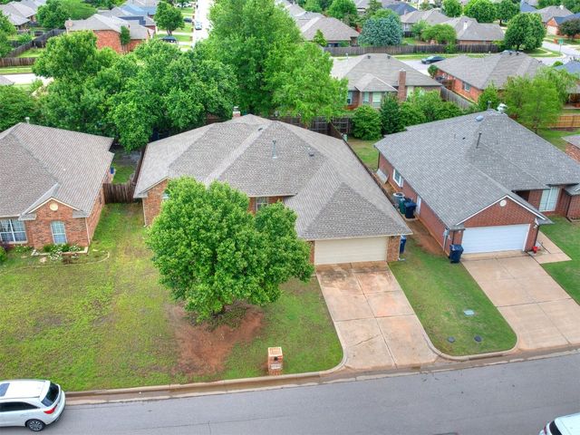 17312 Zinc Drive, Edmond, OK 73012