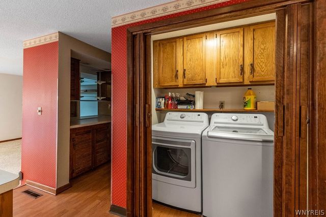 186 Breezewood Common, Amherst, NY 14051