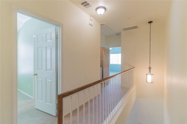 9201 Brodie LN 902, Austin, TX 78748