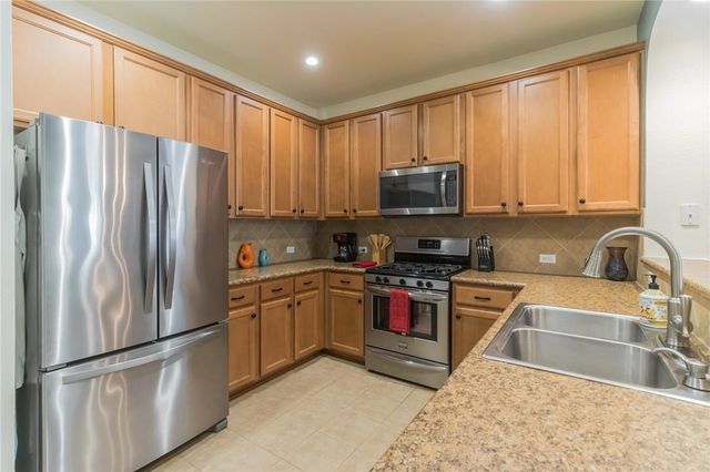 9201 Brodie LN 902, Austin, TX 78748