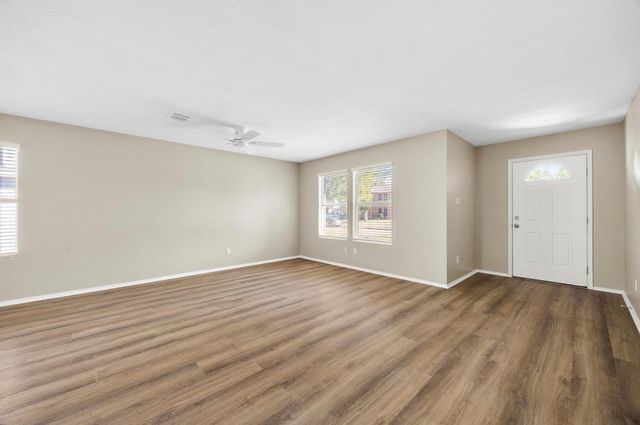 6023 Guilia Drive, Grand Prairie, TX 75052