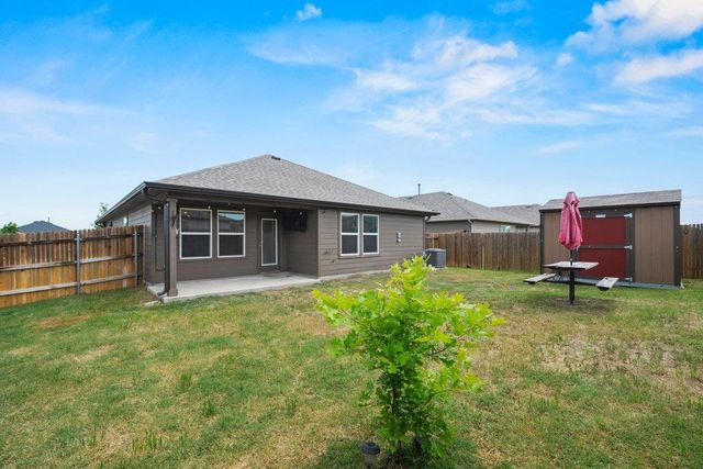 120 Hazel GRV, San Marcos, TX 78666