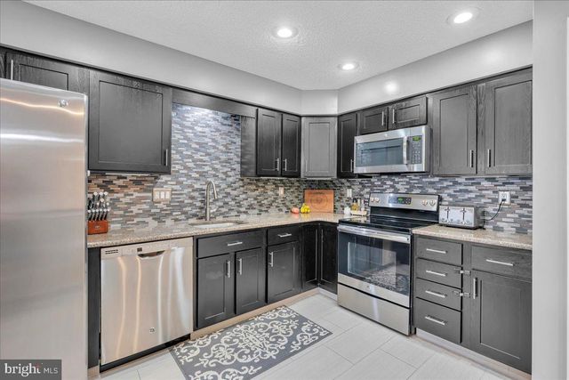 614 SOCIETY HILL BLVD, Cherry Hill, NJ 08003
