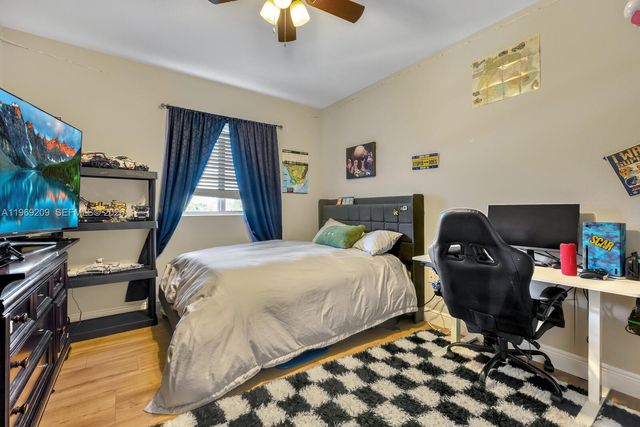 2152 NW 16th Ter, Homestead, FL 33030