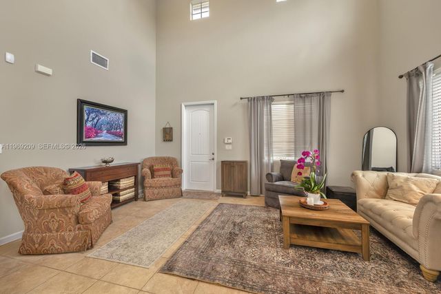 2152 NW 16th Ter, Homestead, FL 33030