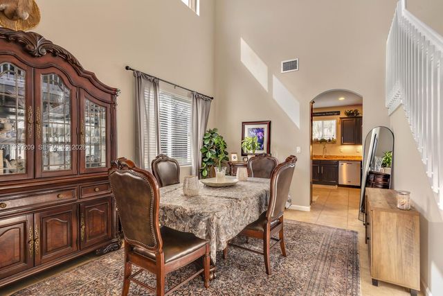 2152 NW 16th Ter, Homestead, FL 33030