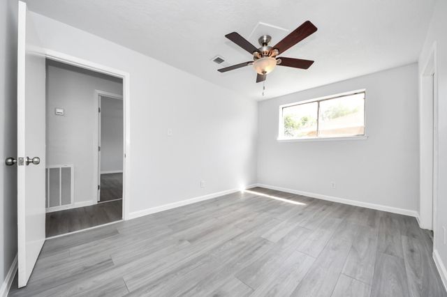 4710 Lotus Street, Houston, TX 77045