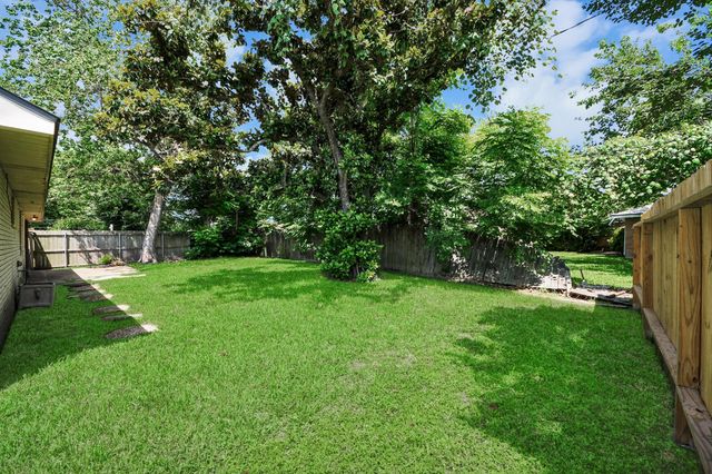 4710 Lotus Street, Houston, TX 77045