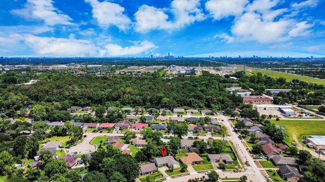 4710 Lotus Street, Houston, TX 77045