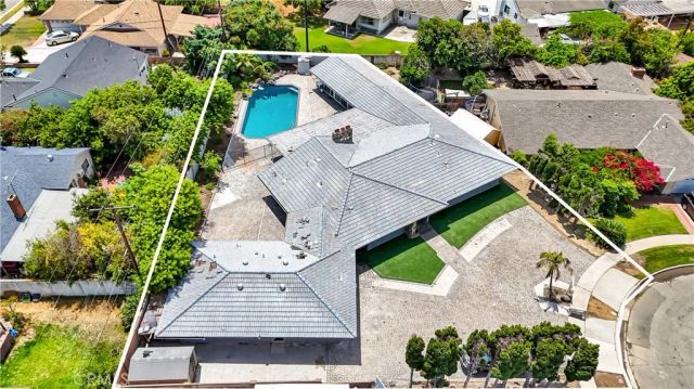 2550 W Rowland Avenue, Anaheim, CA 92804