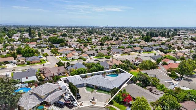 2550 W Rowland Avenue, Anaheim, CA 92804