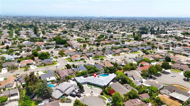 2550 W Rowland Avenue, Anaheim, CA 92804