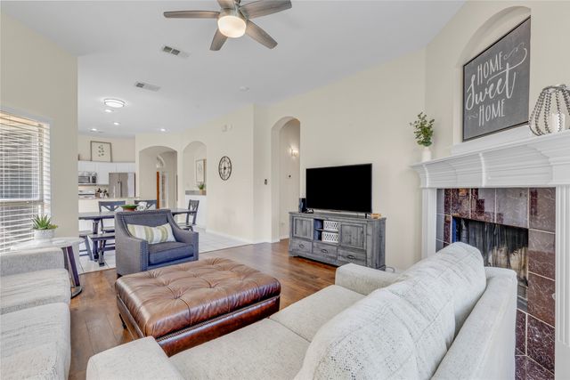 1438 Royal Oaks Drive, Frisco, TX 75036