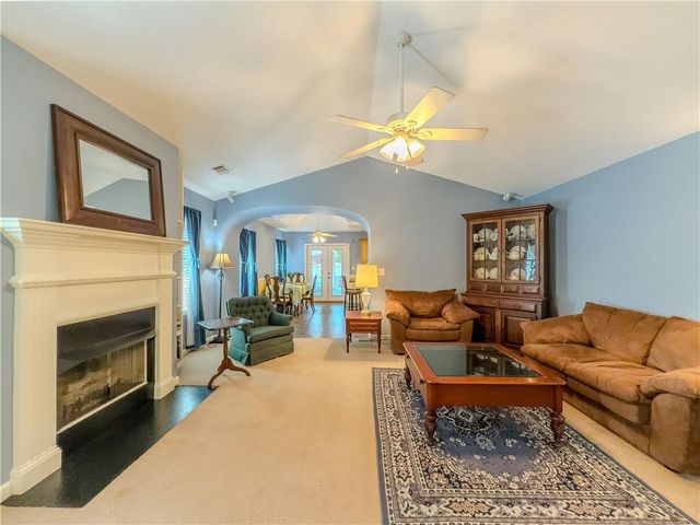 2374 Laurelfield Drive, Grayson, GA 30017