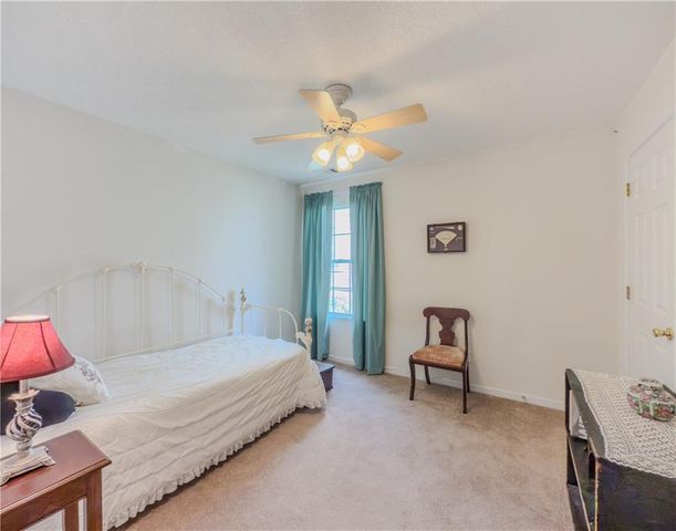 2374 Laurelfield Drive, Grayson, GA 30017