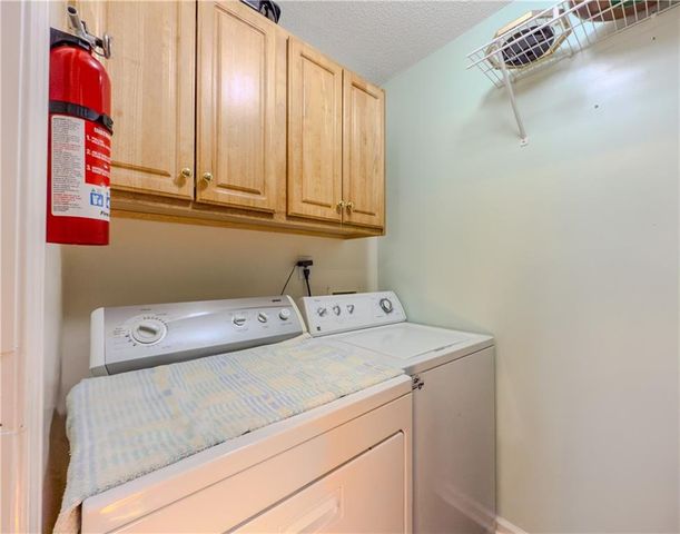 2374 Laurelfield Drive, Grayson, GA 30017