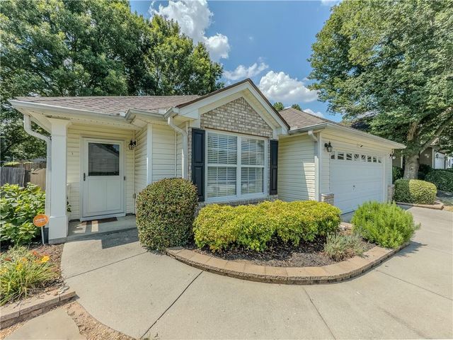 2374 Laurelfield Drive, Grayson, GA 30017