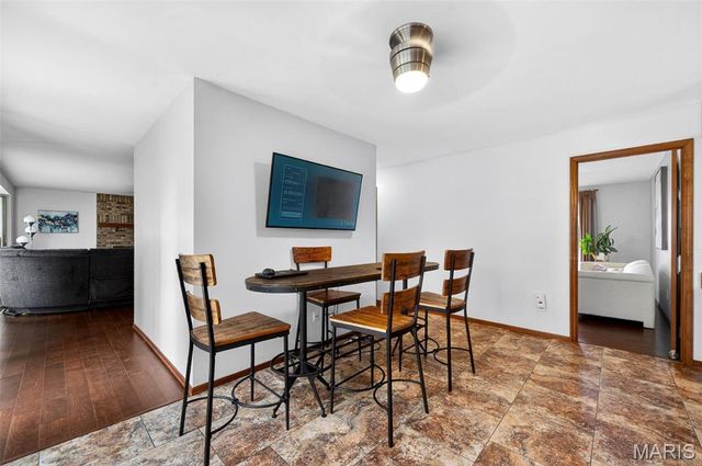 4025 Barington Court, Florissant, MO 63034