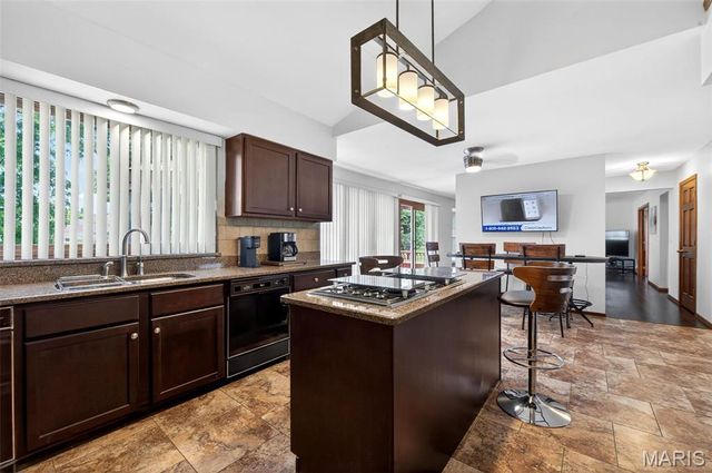 4025 Barington Court, Florissant, MO 63034