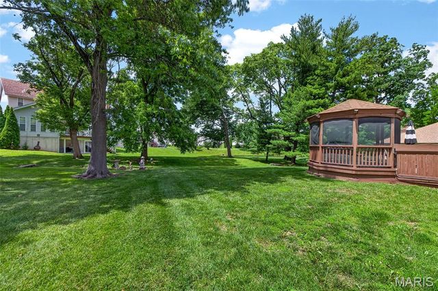 4025 Barington Court, Florissant, MO 63034