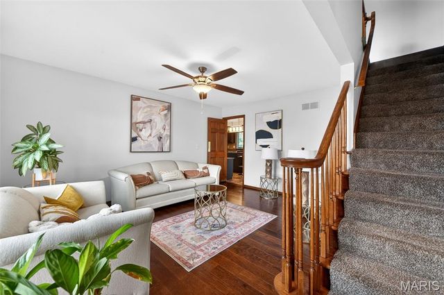 4025 Barington Court, Florissant, MO 63034