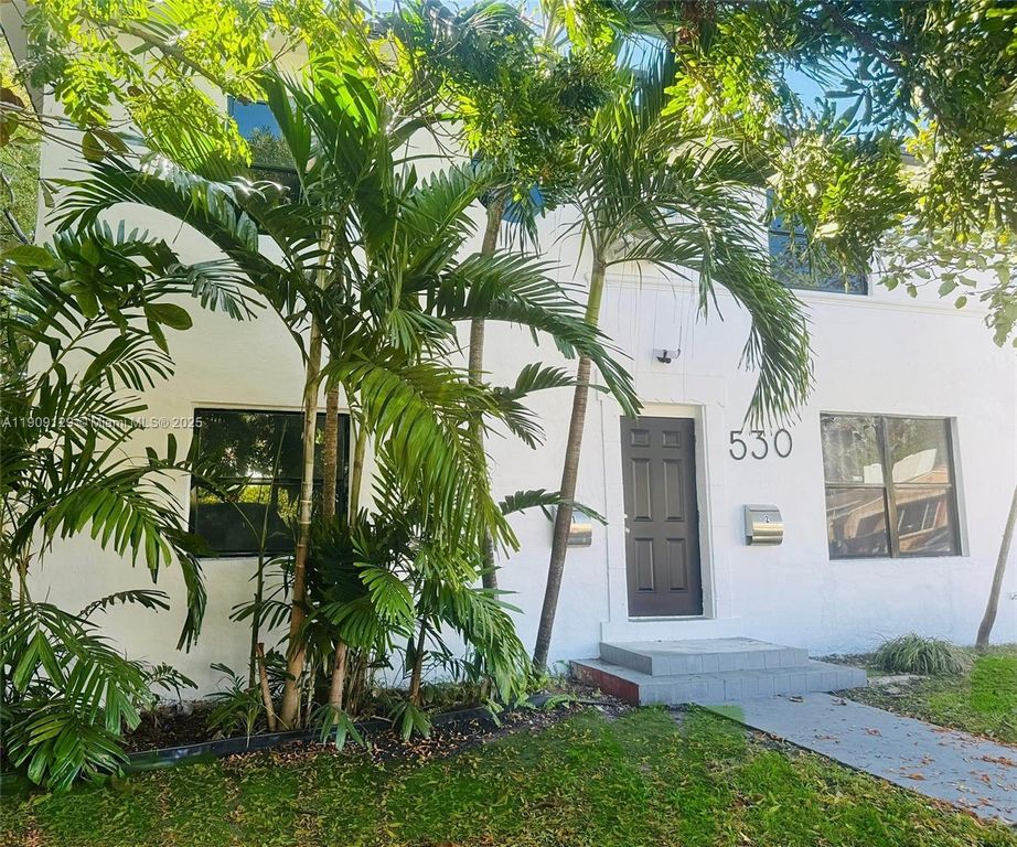 530 NE 71st St, Miami, FL 33138
