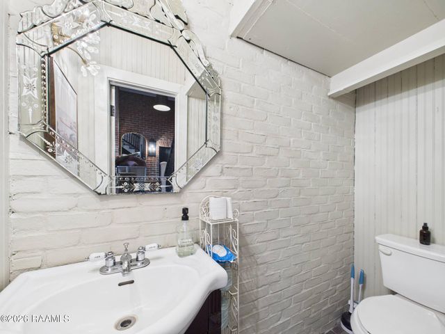 103 Riviera Court, Broussard, LA 70518