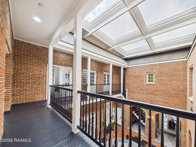 103 Riviera Court, Broussard, LA 70518