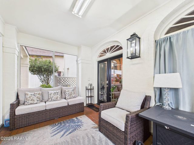 103 Riviera Court, Broussard, LA 70518