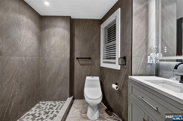 12 Bender Place 1, Cliffside Park, NJ 07010