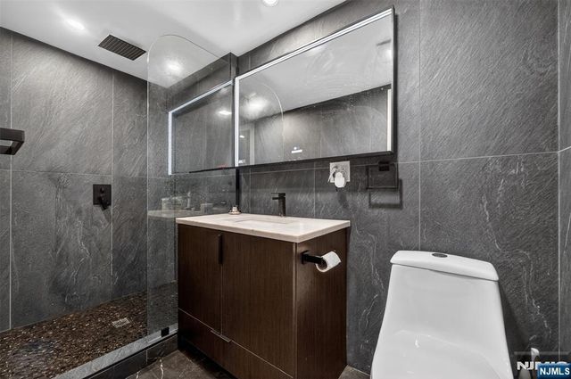 12 Bender Place 1, Cliffside Park, NJ 07010