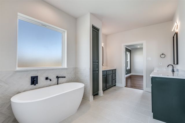 820 Evergreen Way, Nevada, TX 75173