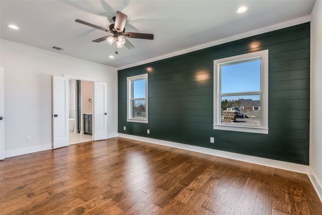 820 Evergreen Way, Nevada, TX 75173