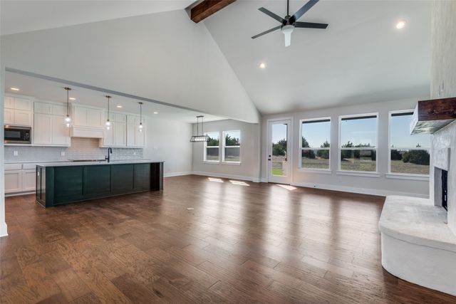 820 Evergreen Way, Nevada, TX 75173