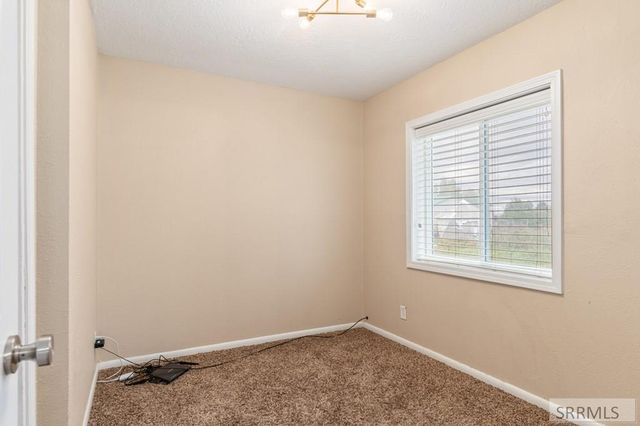 1222 W 90 S, Blackfoot, ID 83221