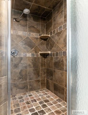 1222 W 90 S, Blackfoot, ID 83221