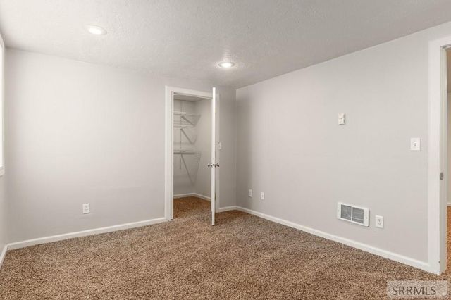 1222 W 90 S, Blackfoot, ID 83221