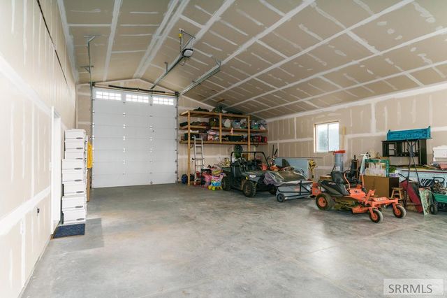 1222 W 90 S, Blackfoot, ID 83221