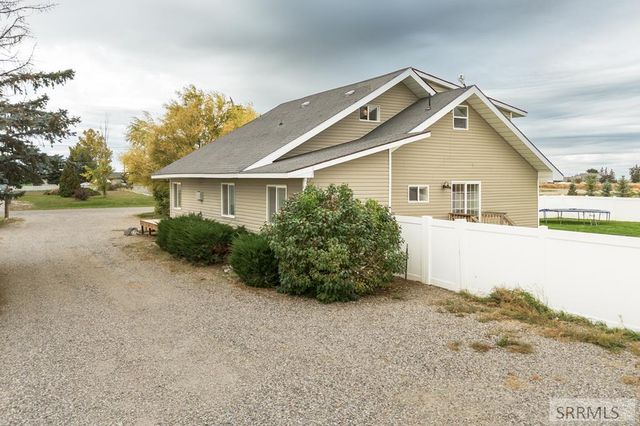1222 W 90 S, Blackfoot, ID 83221